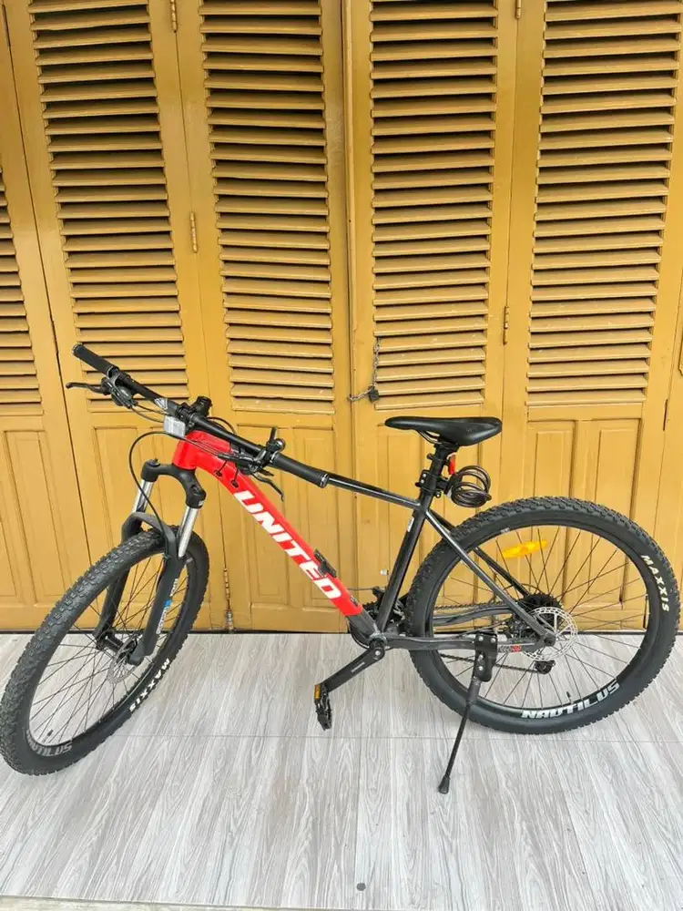 Sepeda MTB - United Clovis 3.1 27.5 MERAH