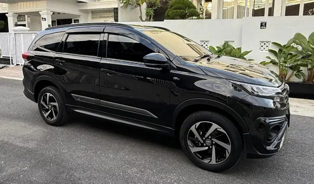 Rush GR Manual 2022 km low 40rb