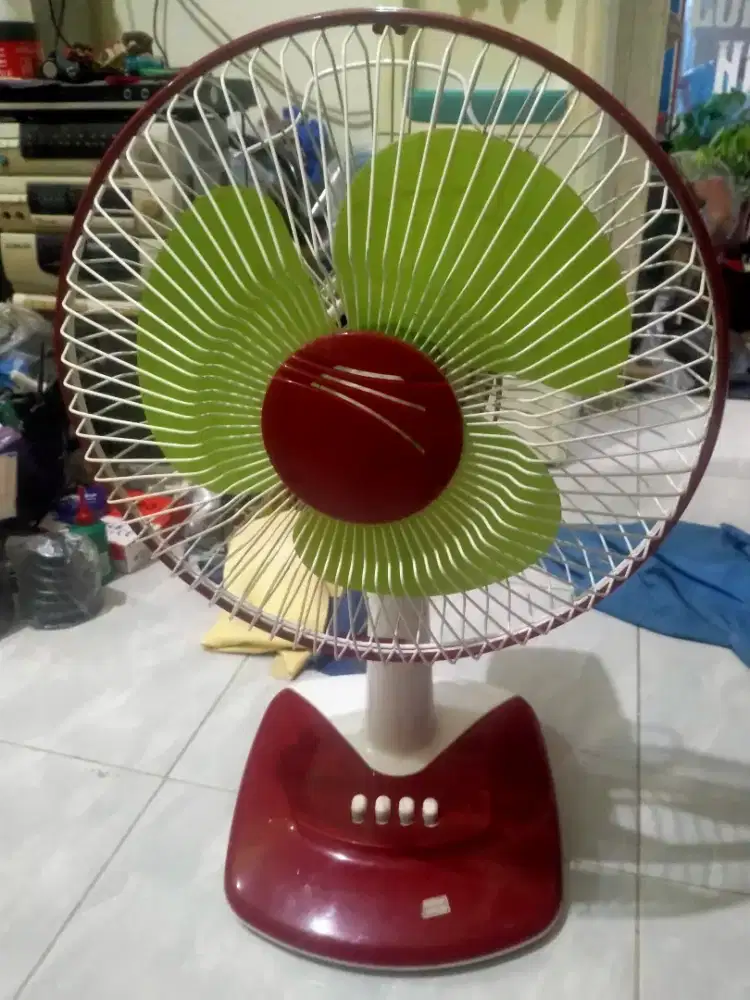 Kipas angin Maspion 12 inchi