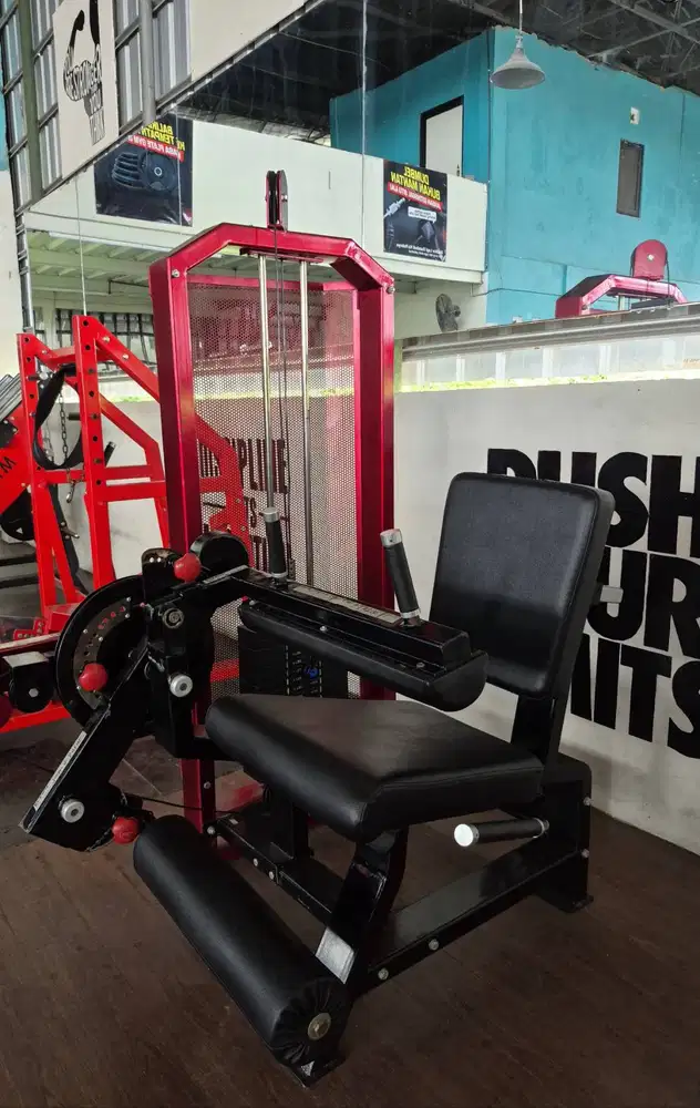 ALAT GYM LEG EXTENSION