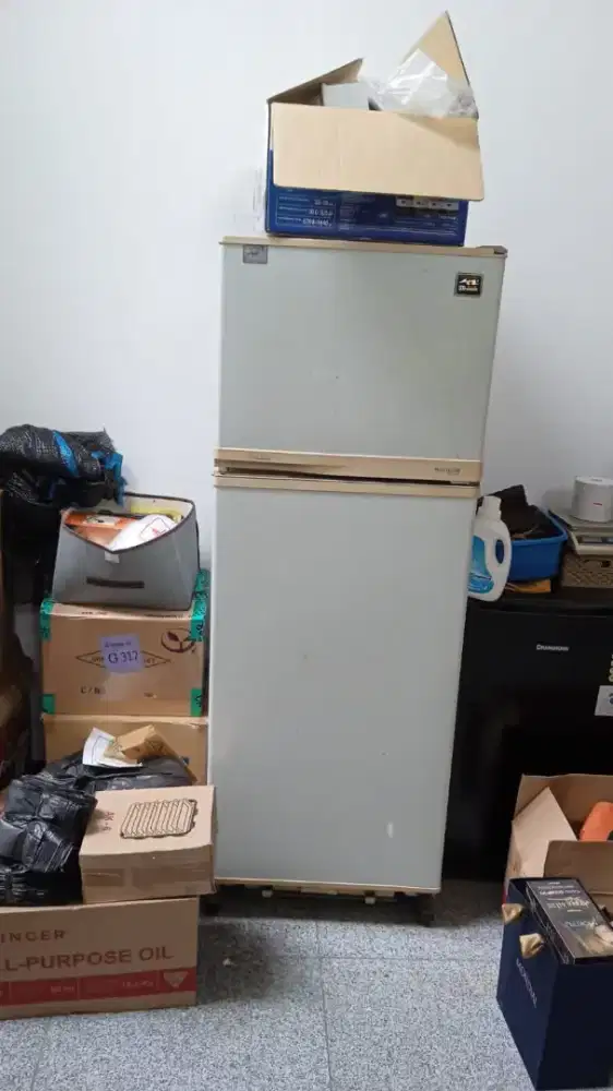 Jual cepat kulkas Jepang Dai-ichi 2 pintu 120 watt