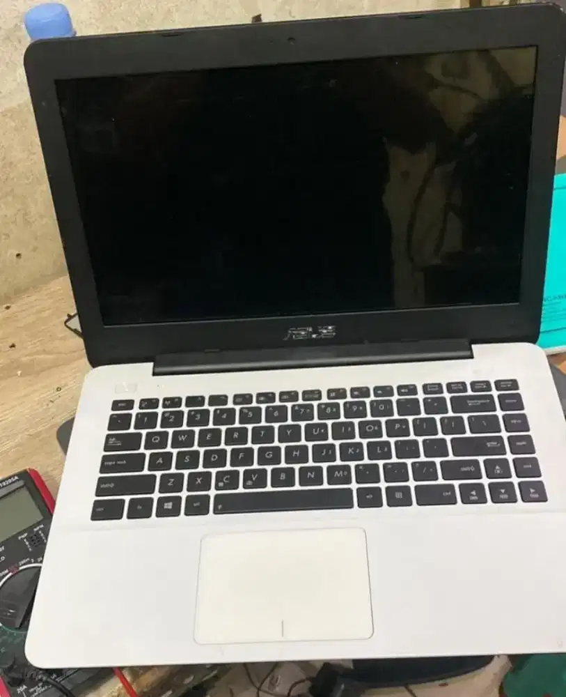 Asus AMD/ RAM 4GB/SSD240GB