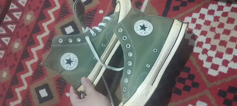 Sepatu Converse pria