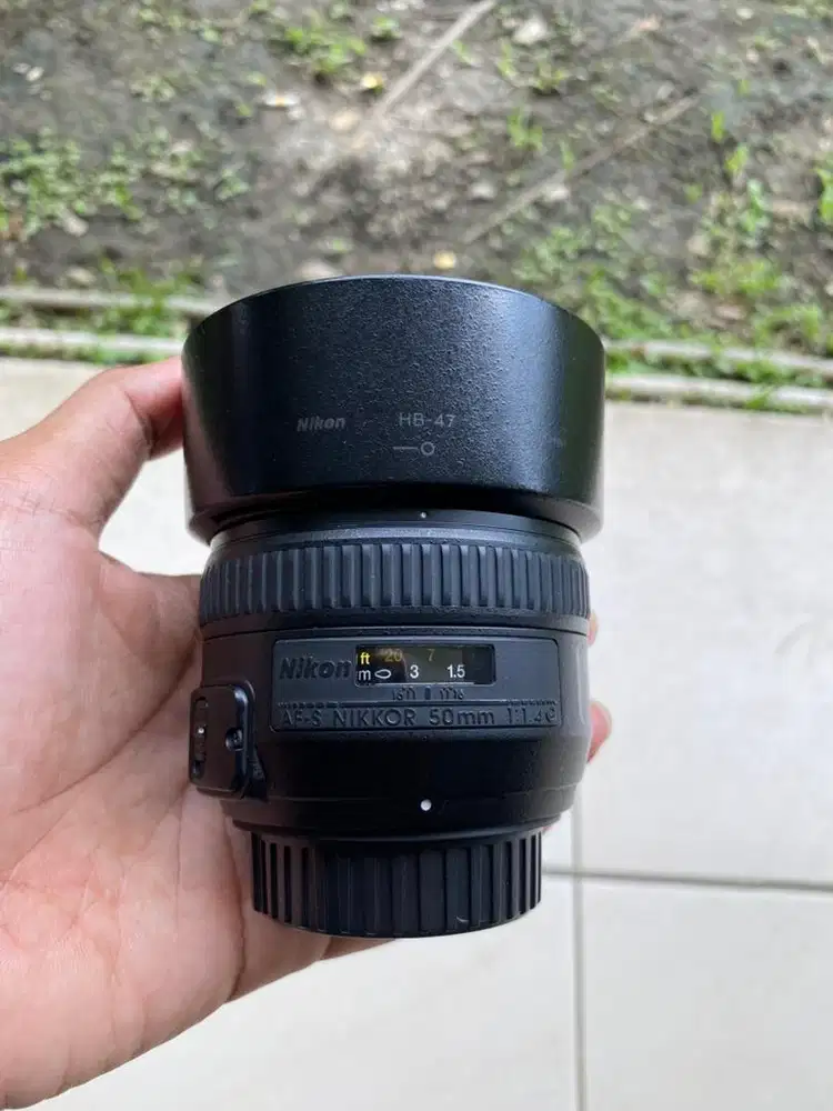 Lensa Nikon 50 mm f 1.4