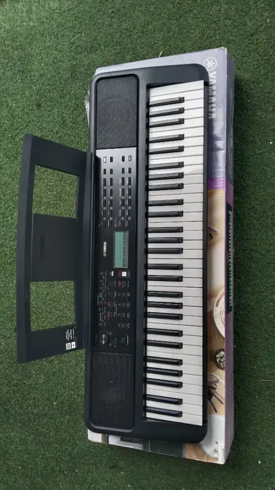 Keyboard Yamaha PSR E383