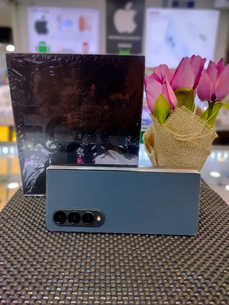 Samsung z fold 4 12/256 mulus lengkap