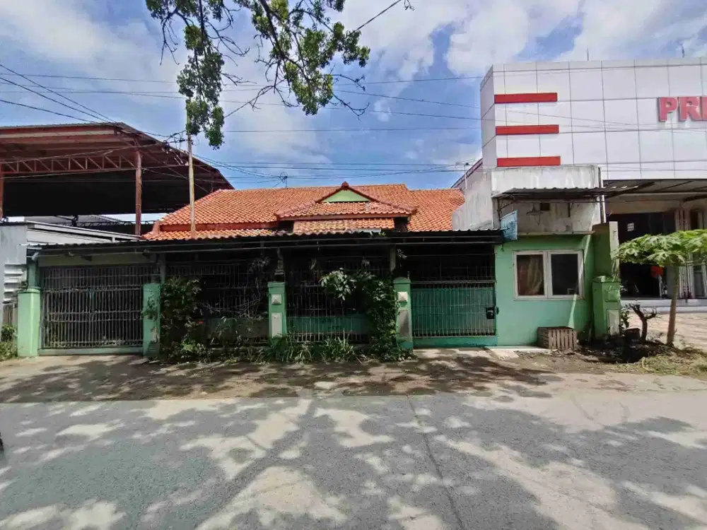 BREBES PASARBATANG RUMAH 2 LANTAI STRATEGIS 
JUAL MURAH