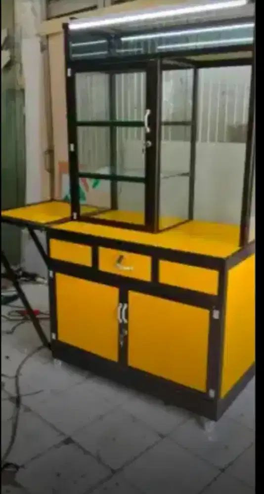 Di jual gerobak second