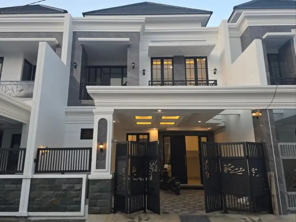 Rumah Araya 2 NEW STRATEGIS ROW 3 MOBIL carport 2