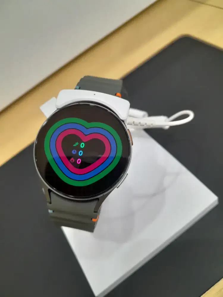 SAMSUNG GALAXY WATCH 7