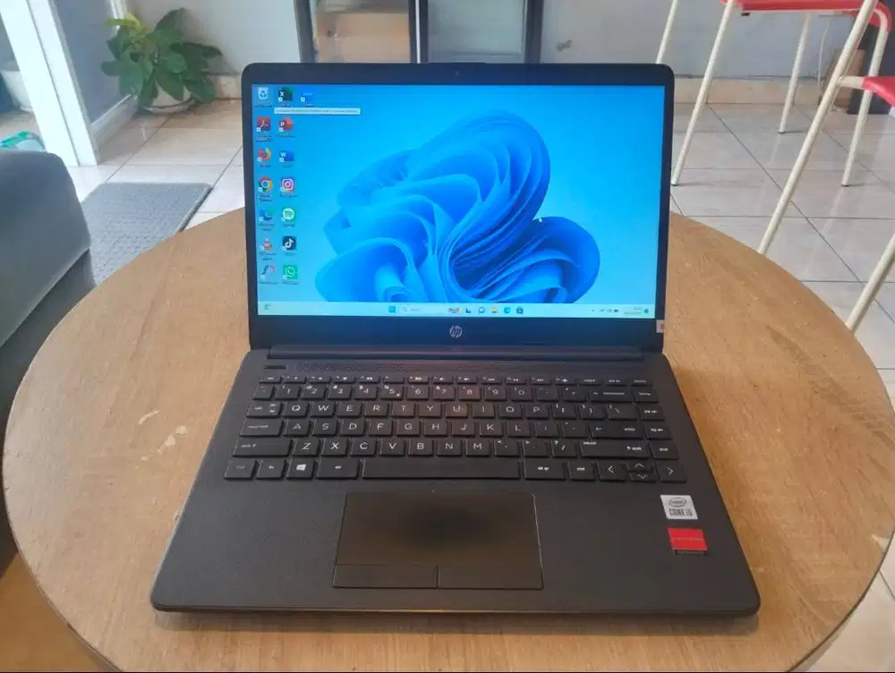 Hp 14 CF2224NIA Intel Core i5 10210U RAM 8GB SSD 256GB