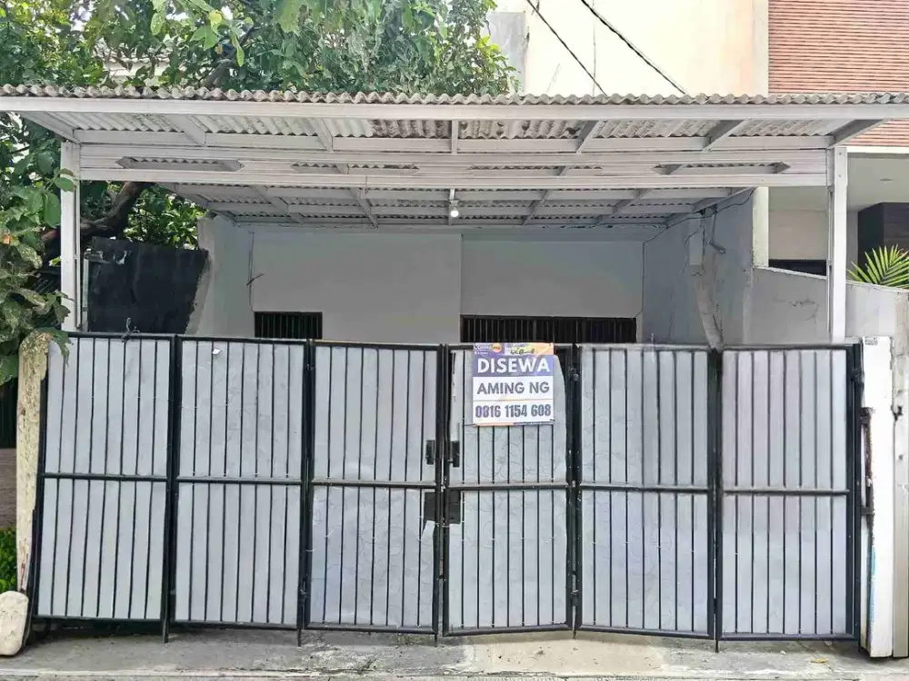 Rumah minimalis rapih 1 lantai row jalan 2 mobil disewakan Sunter Jakarta Utara