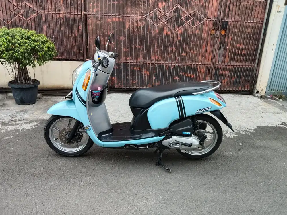 Honda Scoopy f1 tahun 2015 mesin halus pajak hidup siap pakai