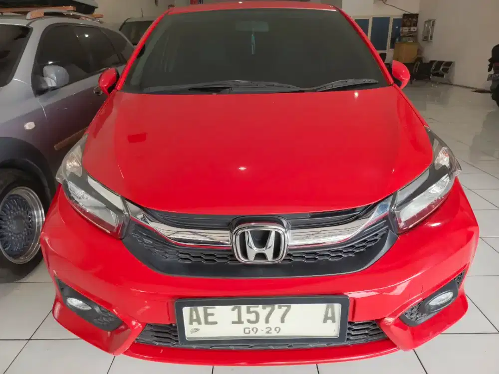 Honda Brio E CVT DP 8 Juta Saja