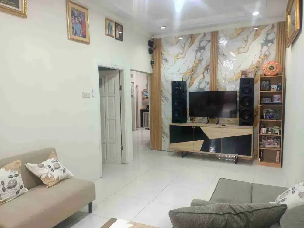 Dijual rumah siap huni di boulevard hijau harapan indah Bekasi