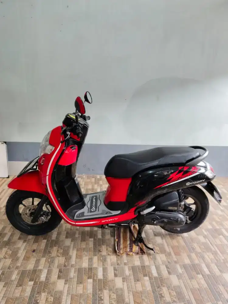 Honda scoopy 2019,merah hitam