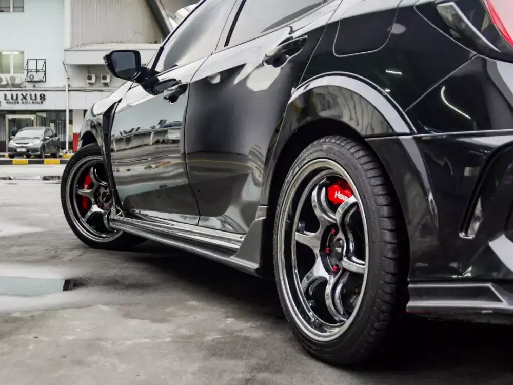 Honda Civic E 1.5 AT Hatchback Turbo - upgrade R - Low KM - Pajak 26