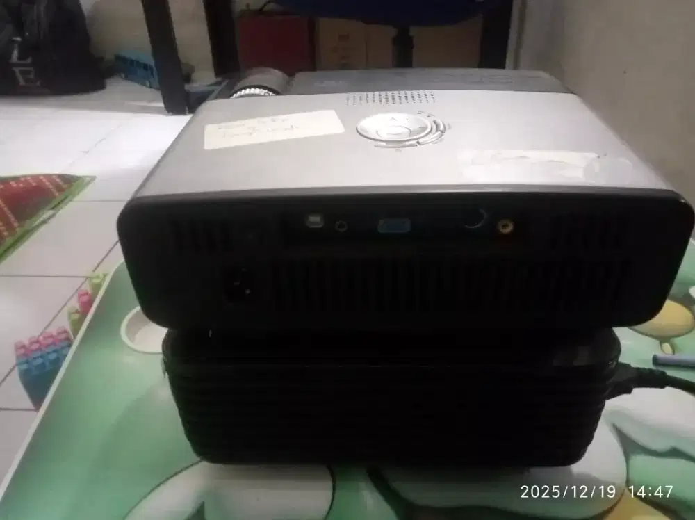 Projektor Acer pd113 lampu mati