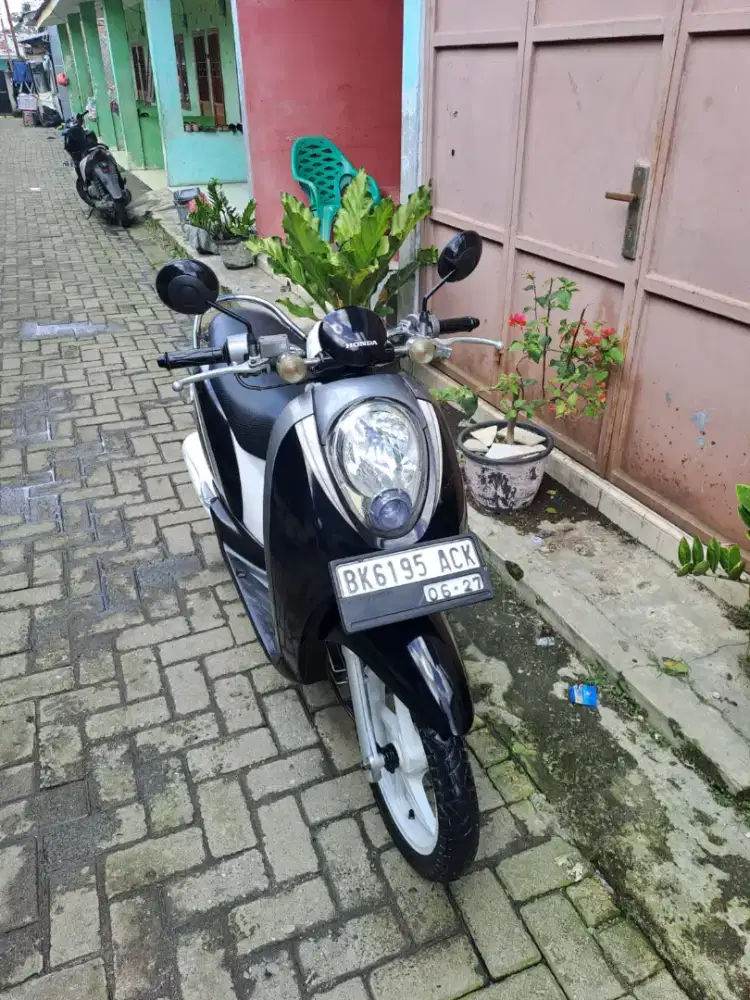 Scoopy tahun 2011 pemakaian 2011 Ss lengkap pajak hidup