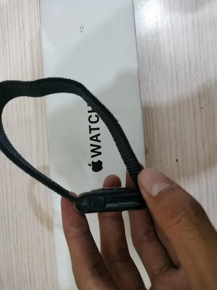 apple watch SE 2,ukuran 40mm resmi ibox