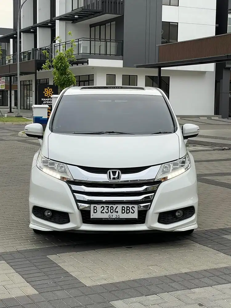 Murah nie Gan Mobil Mewah Honda Odyssey Prestige AT 2015 Putih