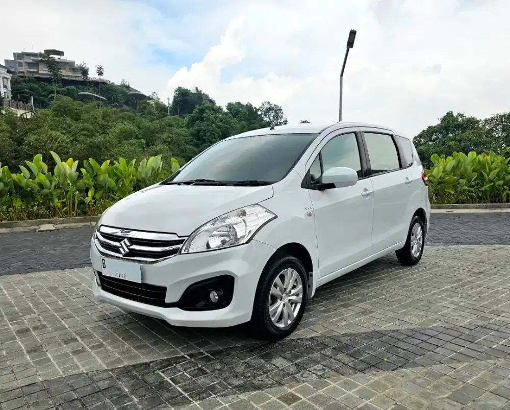 (TDP 24JT) ERTIGA GL AT 2016 ISTIMEWA