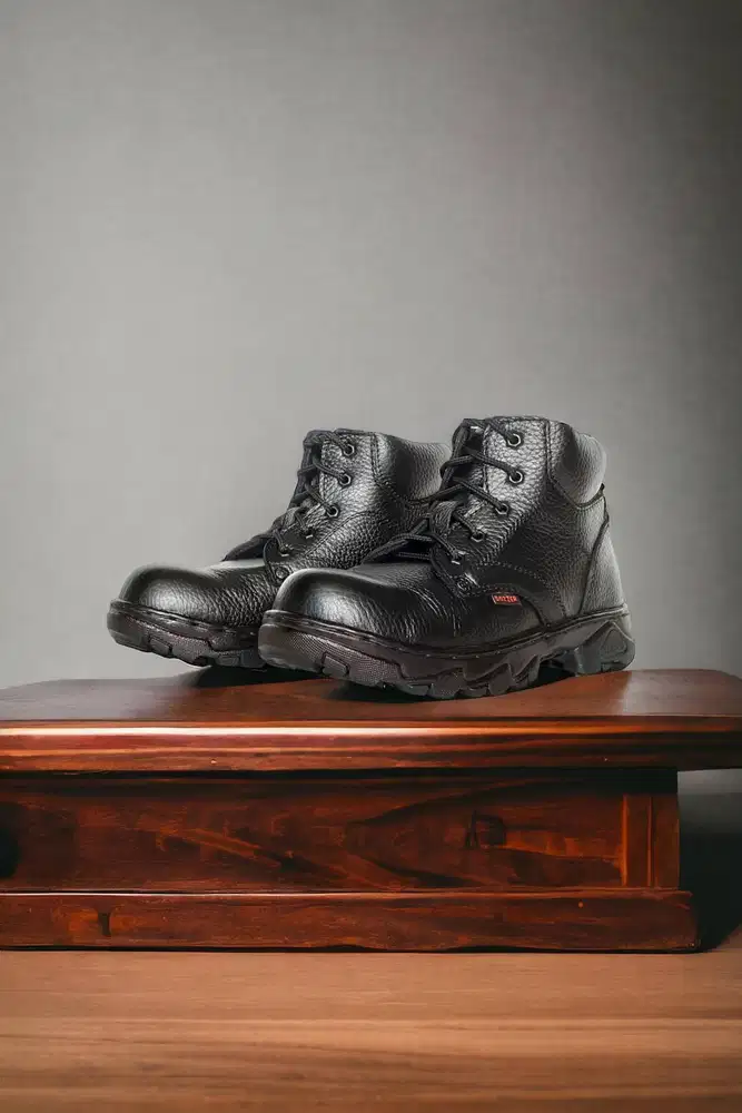 Flash sale Sepatu safety untuk area kimia Bontang