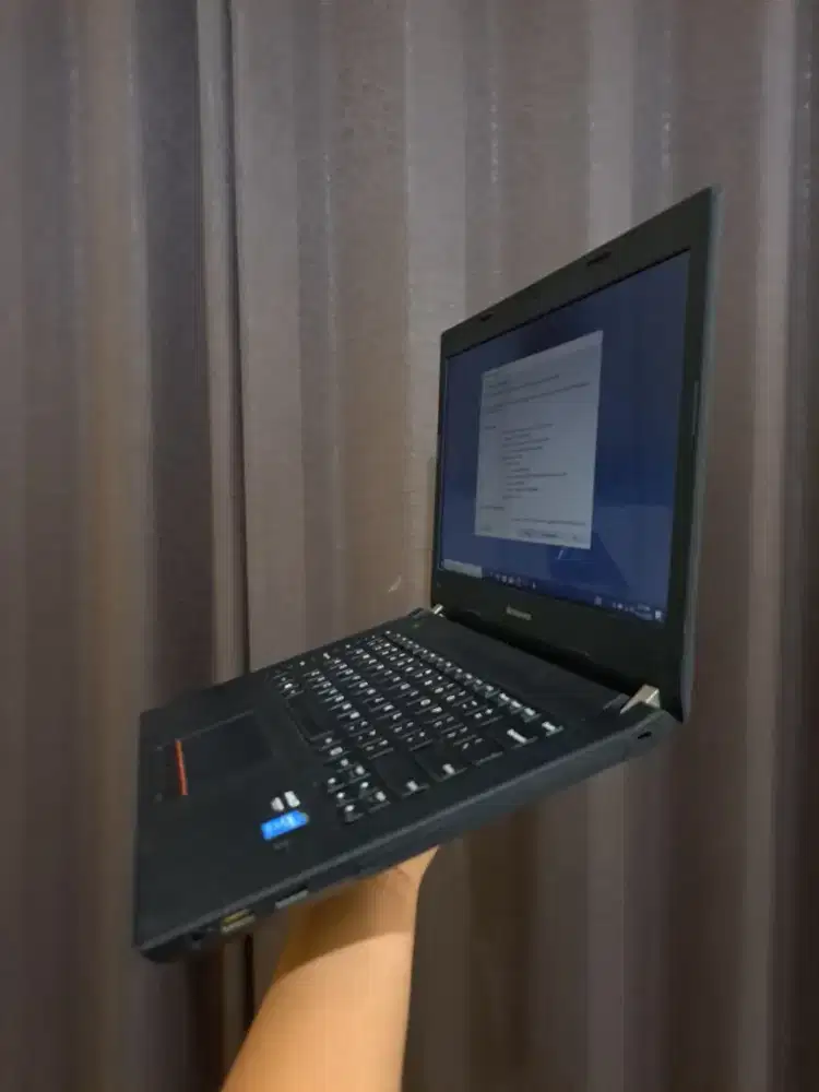 Lenovo E40-70 Core i3-4300M Ram 8Gb Dual Vga Render Amd Radeon 4Gb