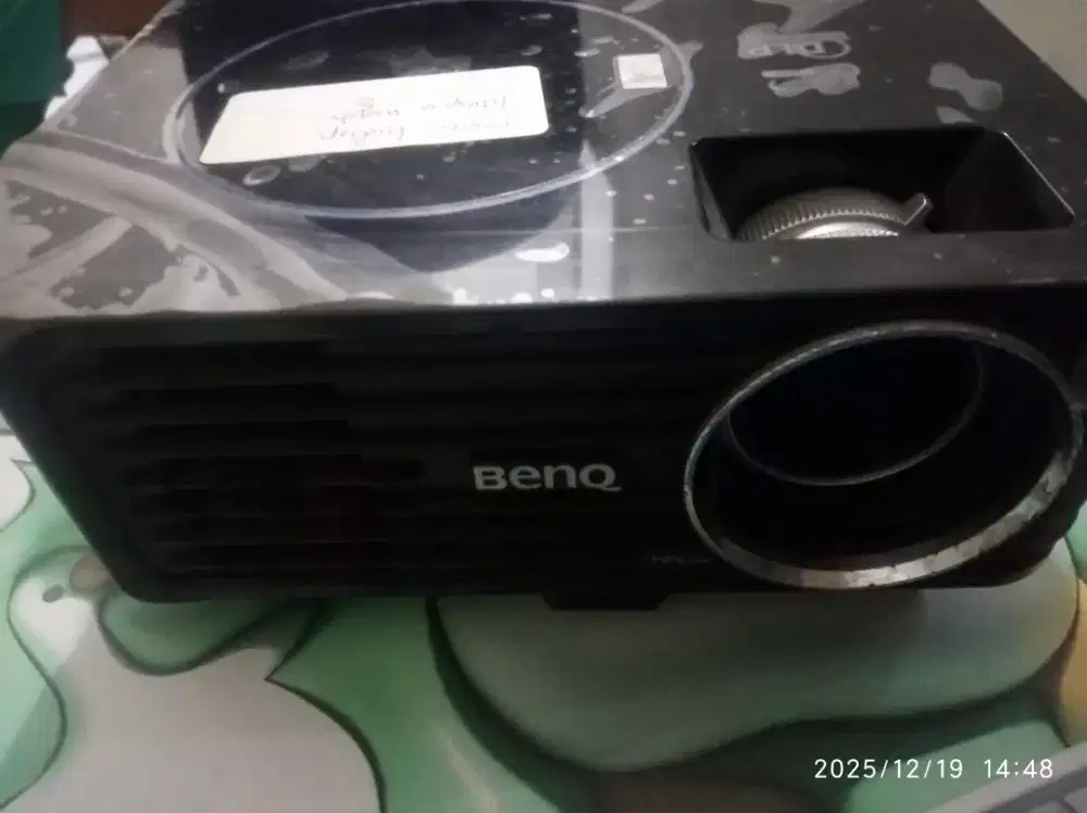 Projektor Benq mp622c lampu mati