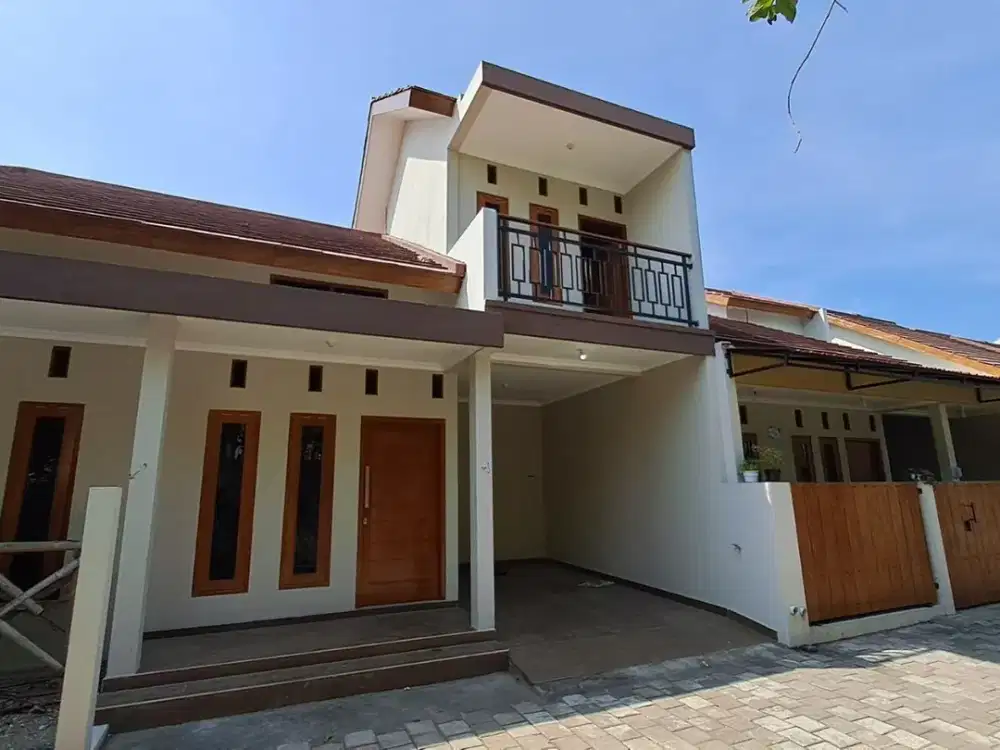 Rumah 2 Lantai Dekat Jalan Parangtritis Km 5