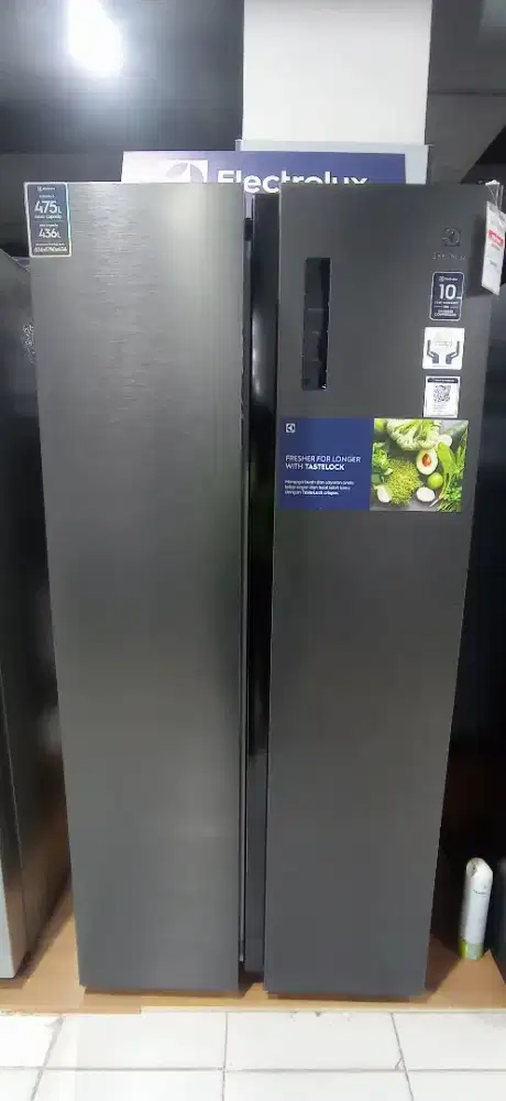 ELECTROLUX SIDE BY SIDE 450L