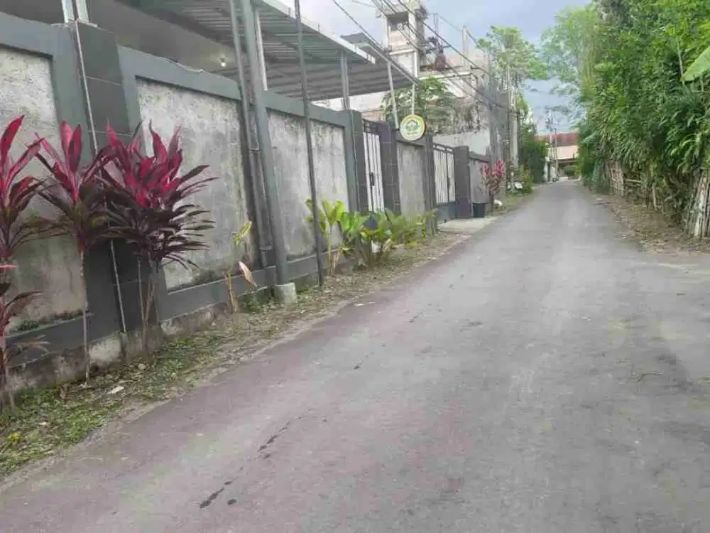 Tanah condong catur sleman