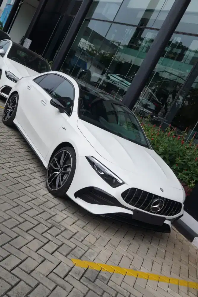 Mercedes-AMG A 35 Sedan Tahun 2024