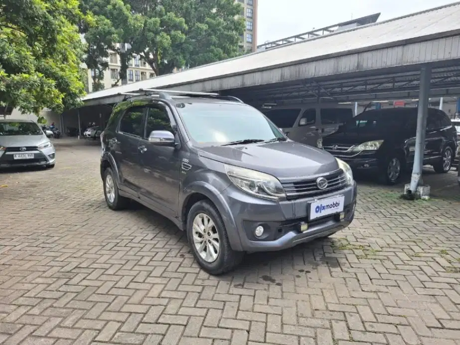 LOW DP Daihatsu Terios 1.5 R Bensin-AT 2017 VMW