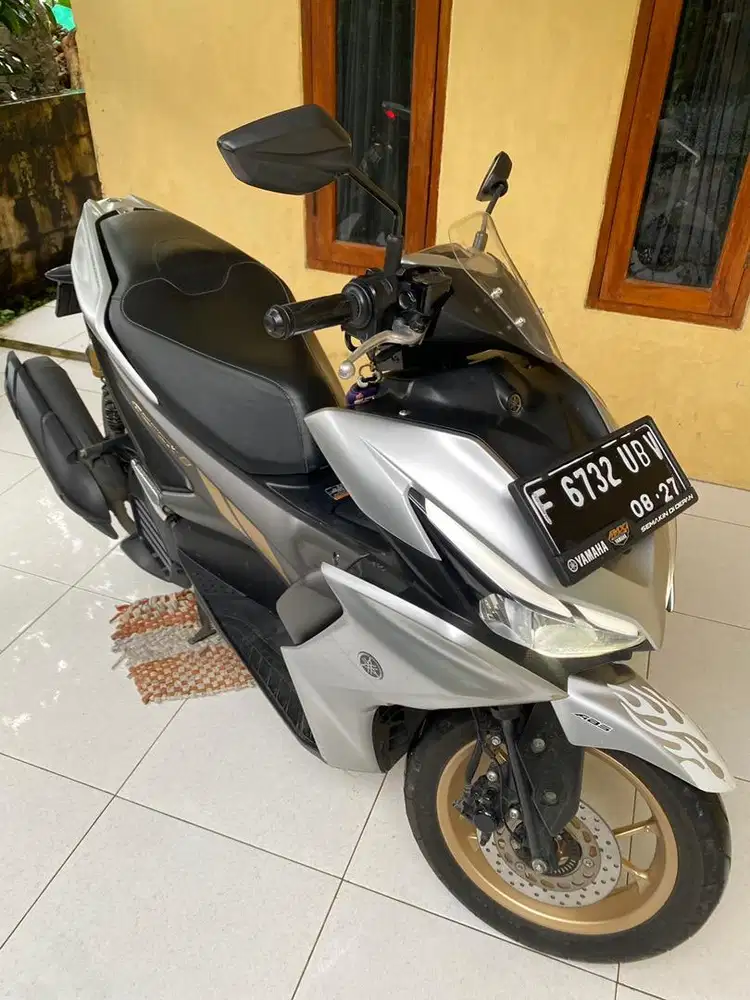 Aerox 155 ABS silver connected 2022