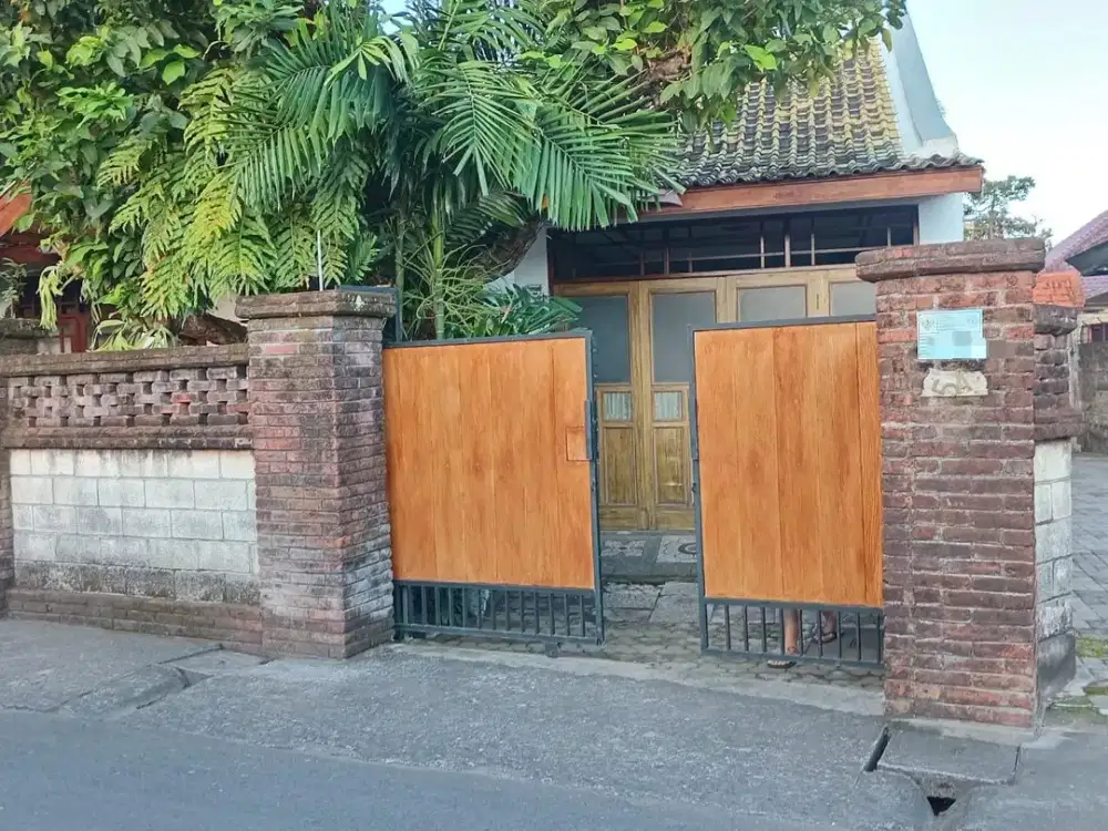 RUMAH 1 LANTAI BAGUS  – JALAN SAKURA - DENPASAR UTARA