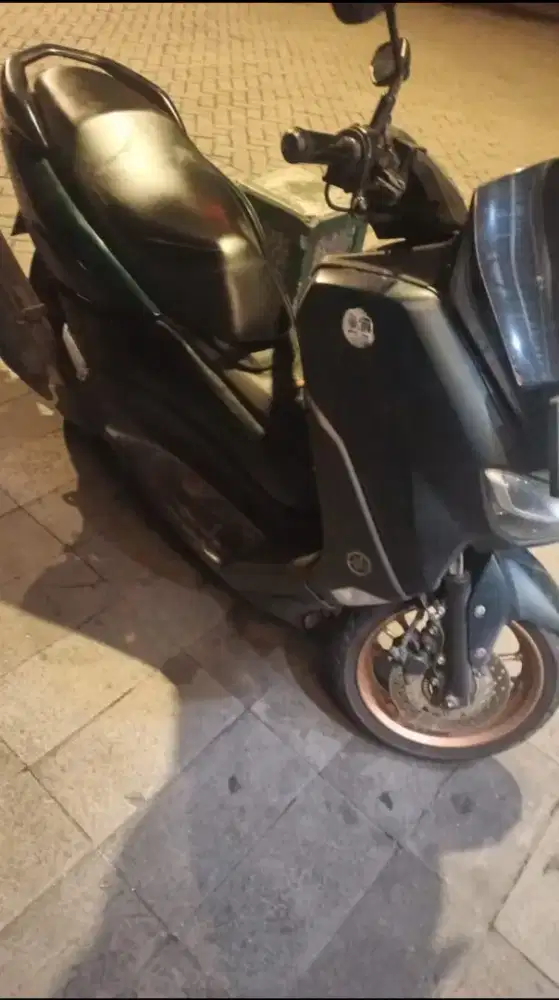 nmax 2023 hijau doff