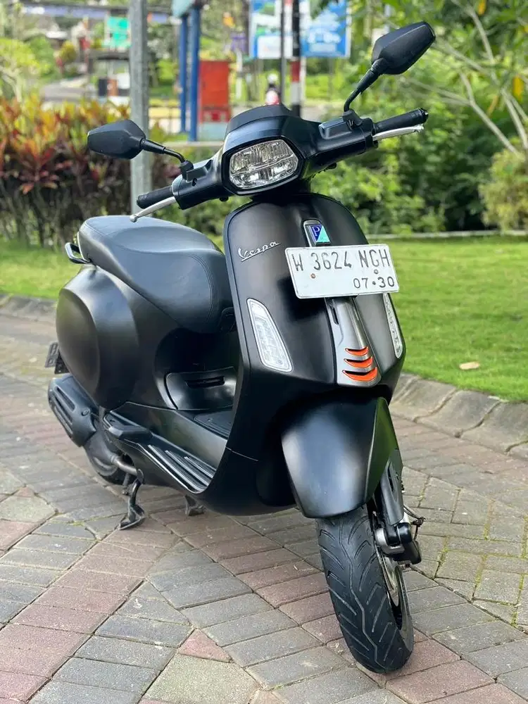Vespa Sprint 150 S ABs IGet 2025 Odo 4rb Hitam Doff Koko Motor