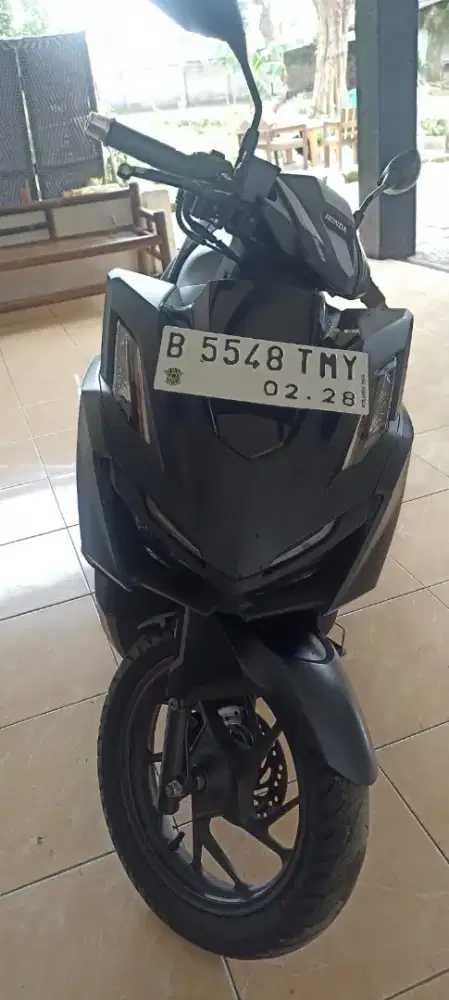 Honda Vario 160 CBS tahun 2023 Black Matte