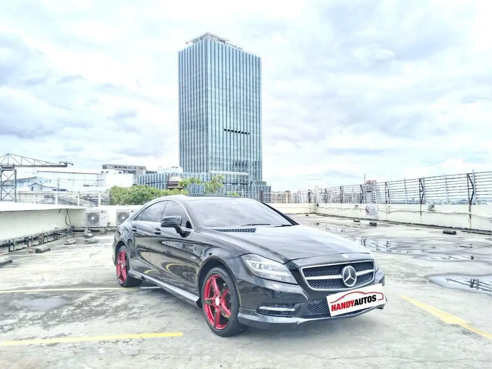 Mercedes Benz CLS 350 AMG line Tahun 2012 Automatic Hitam