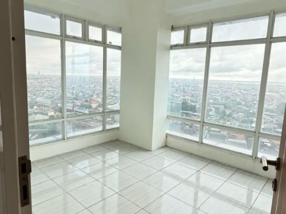Disewakan Cepat Apartemen Puncak Dharmahusada 3BR Kosongan
