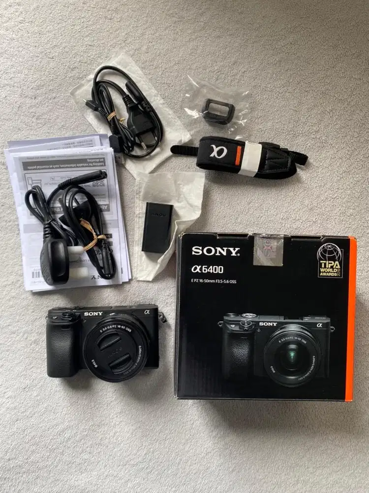 Sony alpha6400  Body + Kitlens