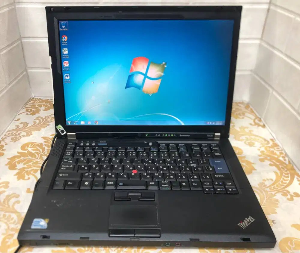 LAPTOP MURAH LENOVO THINKPA R400 C2D RAM4GB SIAP PAKAI