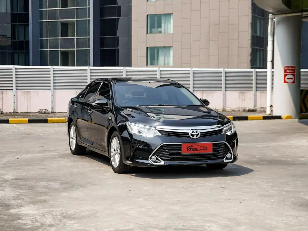 TGN 1 DARI BARU Toyota Camry 2.5 V AT 2016