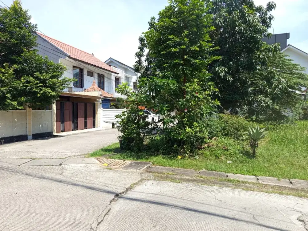 Dijual kavling tanah selangkah ke Jakarta, dalam komplek (hoek), 250m2 /500m2, akses lebar, sekilo dari pintu tol Andara