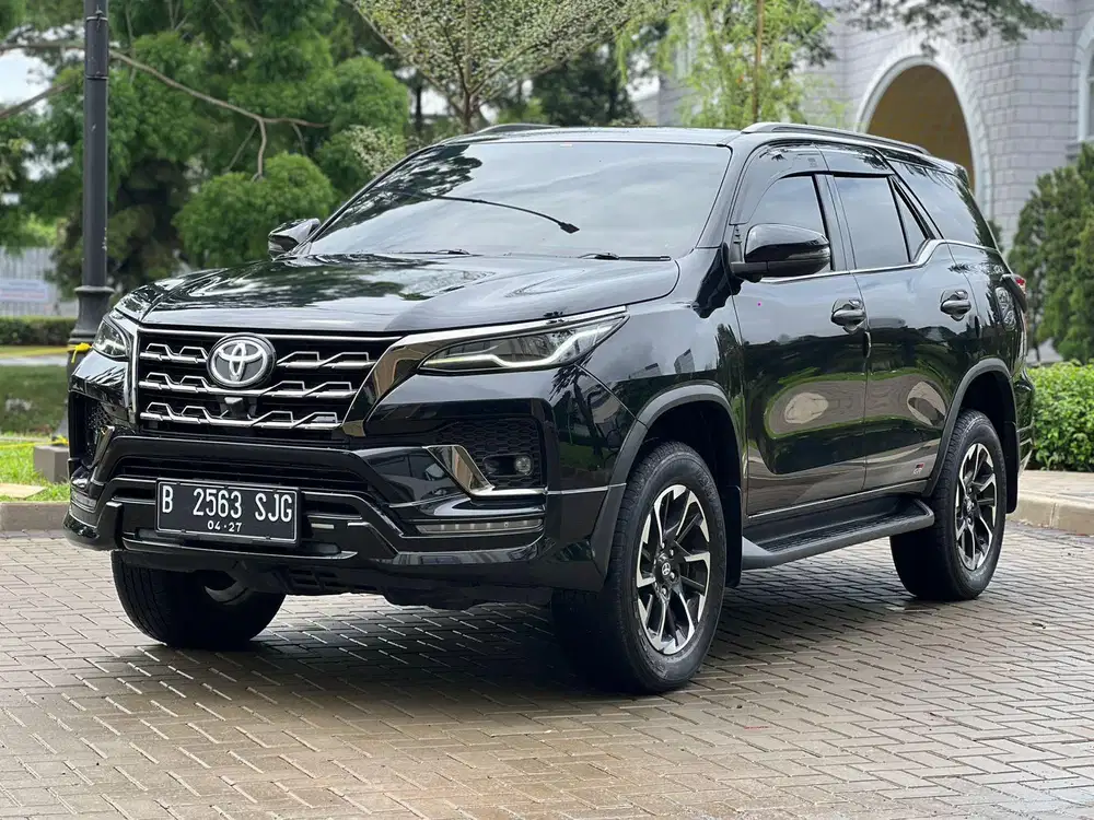 Fortuner GR 2.8 AT 2022