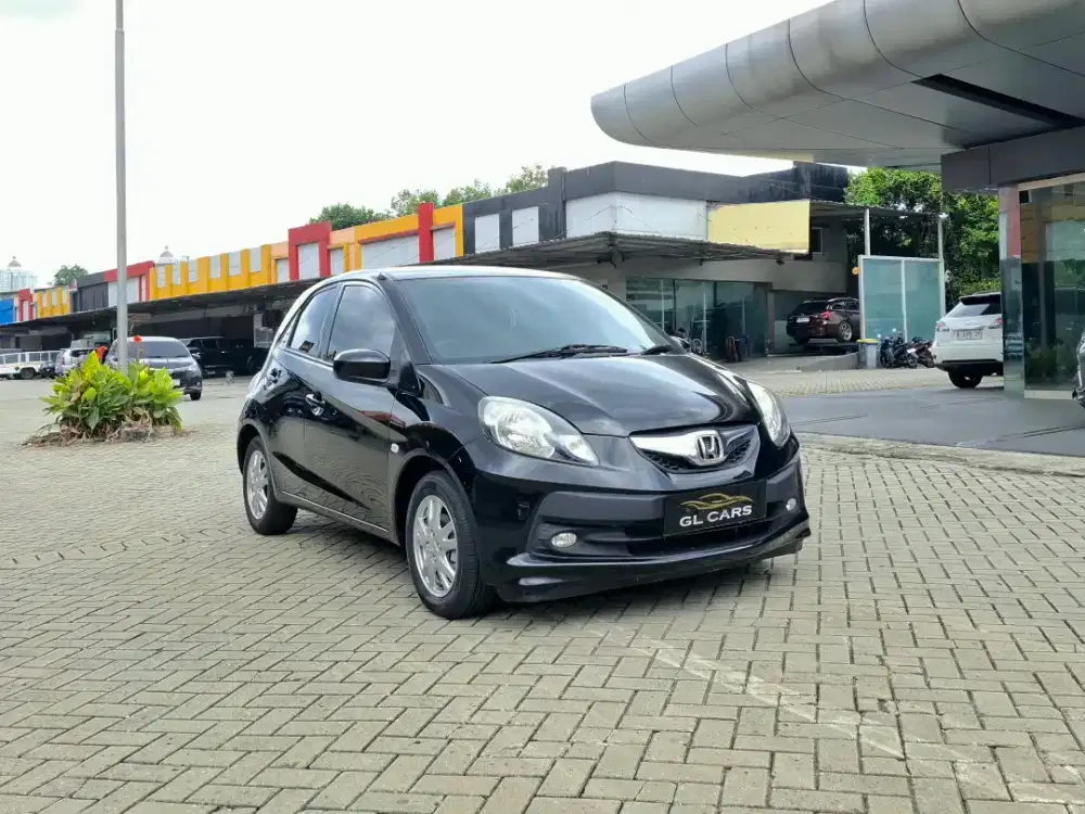 Brio E A/t 2013 Cash Hitam Honda Satya