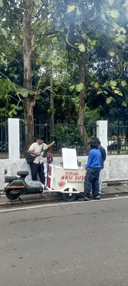 Loker Rider Selis Puding Nasi Susu