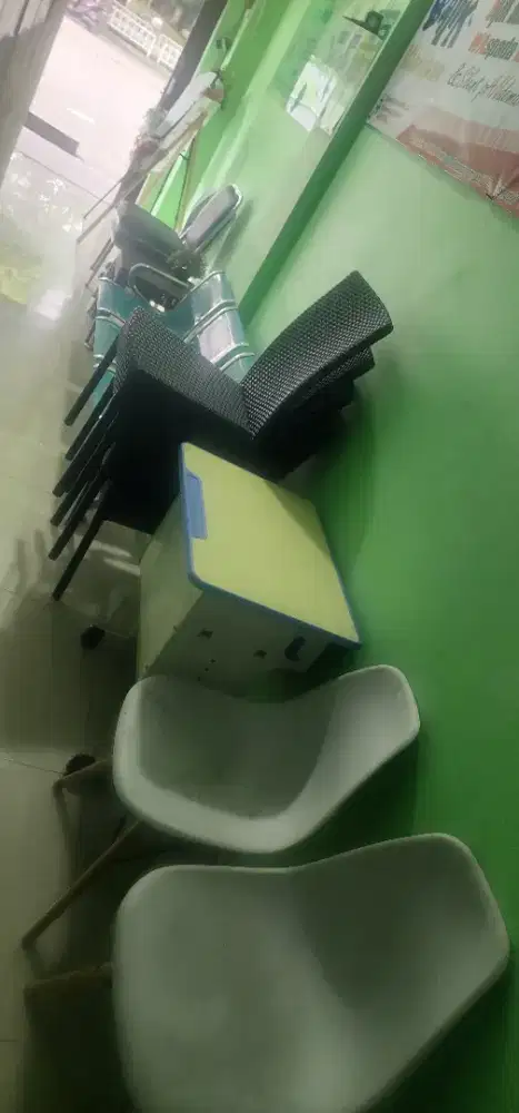 Kursi tunggu pasien
