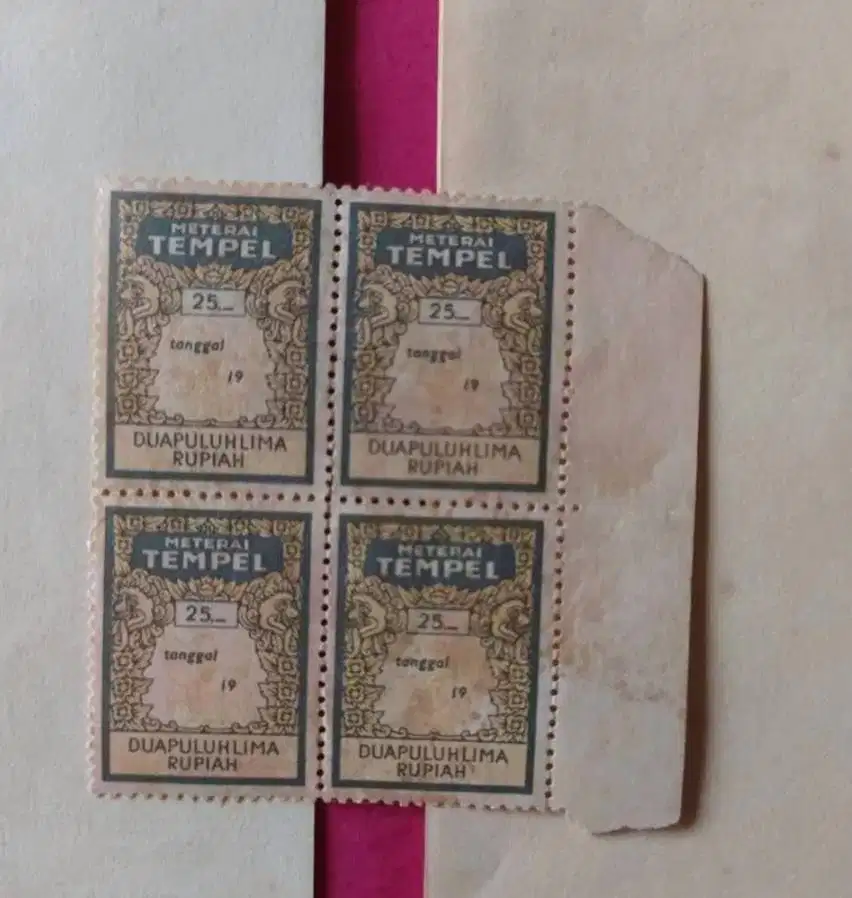 Di Jual Cepat Materai Tempel Lama 25 Rupiah Kondisi Bagus